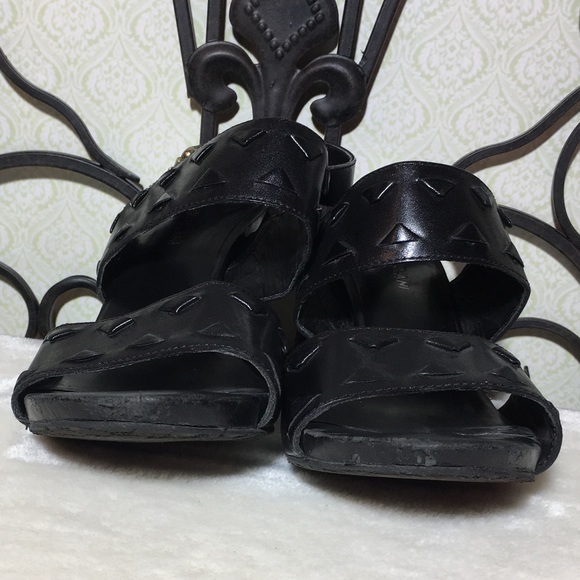 Melani Antonio Kenndal Peep Toe Strappy Heel - Picture 5 of 8